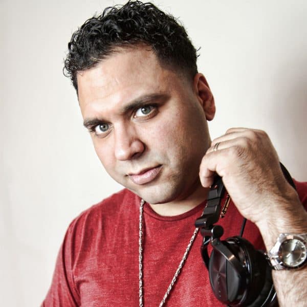 Yoskar Sarante Quick Mix February 2019