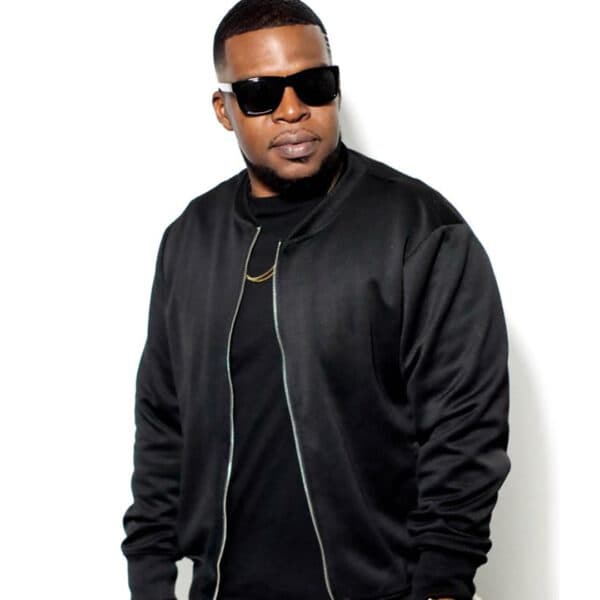 DJ More9