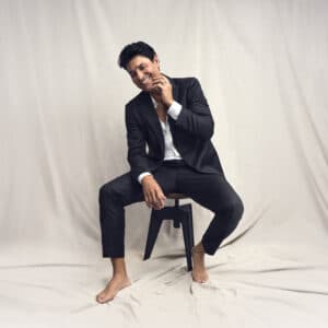 Chayanne  - Necesito Un Segundo